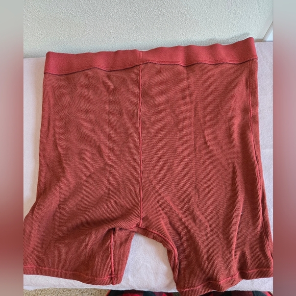 Skims Women’s Boxers, Wine Color, Size Large (NWOT) - Picture 4 of 8